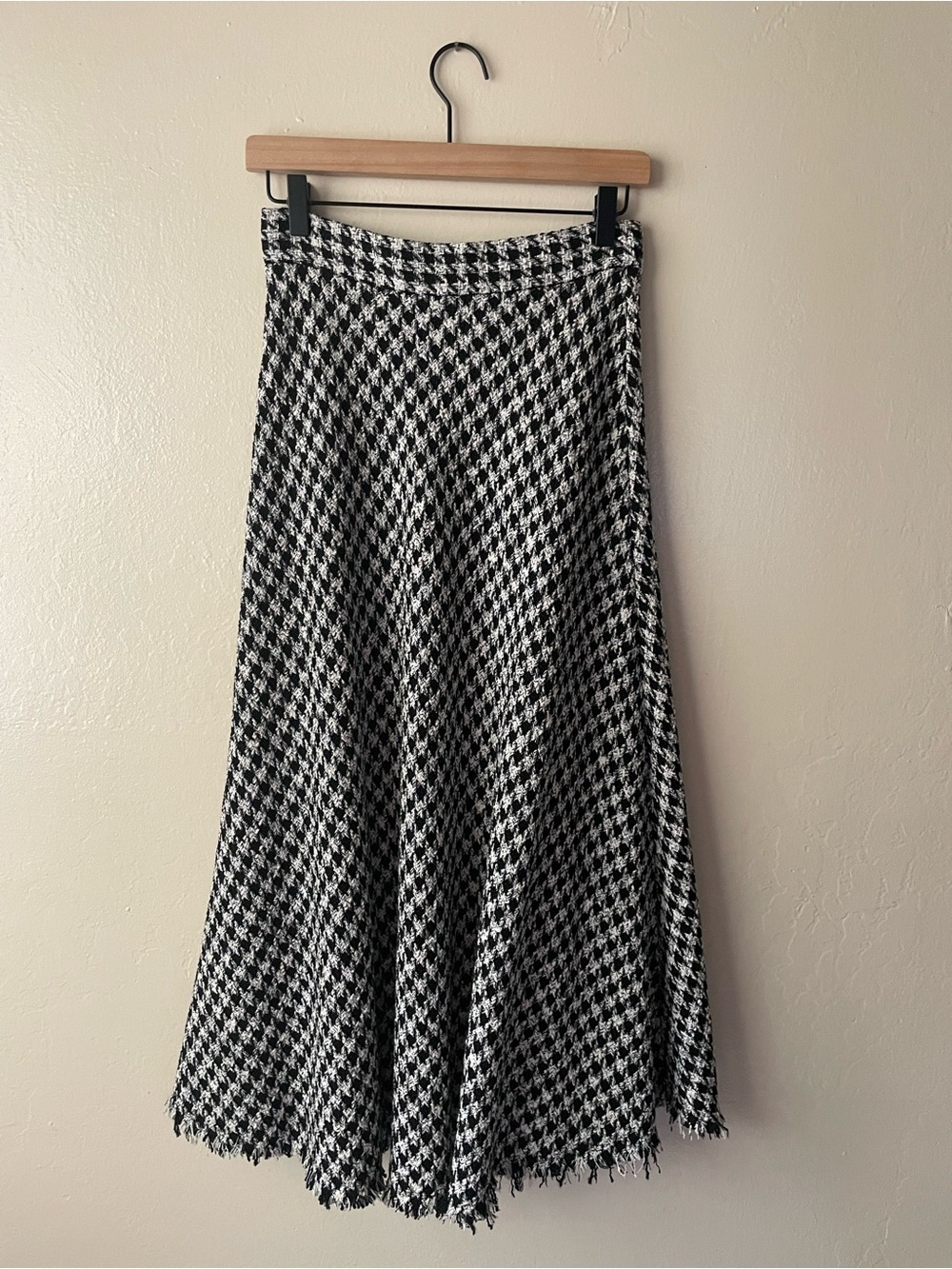 Zara Black and White Tweed Houndstooth A line Skirt - Picture 2 of 7